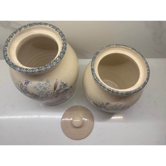 Vintage Marshall Texas Casey Pottery Wild Flowers Blue Sponge Canisters Set of 2 - Picture 3 of 9